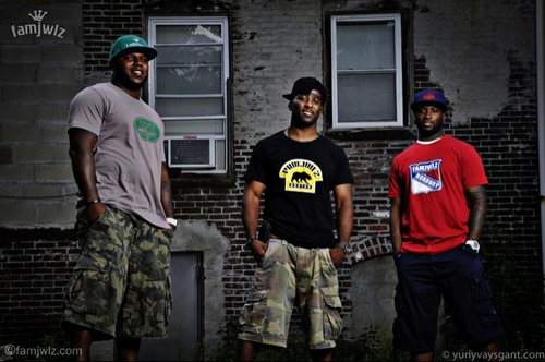 FAMJWLZ's profile picture. FAMJWLZ a) a gift b) a family that values each other as it's greatest wealth.