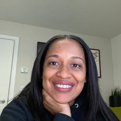 Michelle is UNCORNERED✊🏽 Profile