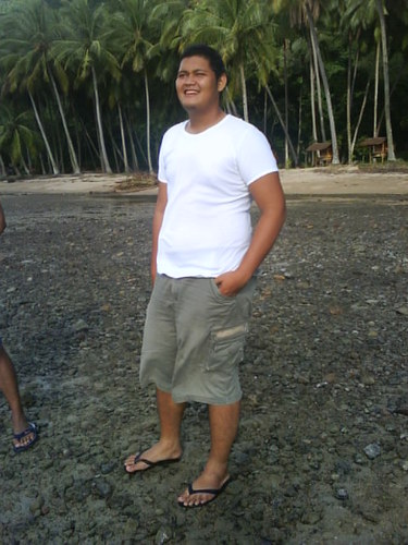 hendrigope11's profile picture. smiling every day