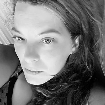 Never be bullied into silence. #Resist #Vote #adoptdontshop wife, caregiver,mom,grammy. pitbull, cat,rabbit,reptile,bird rehab rescue
🏳️⚧️🏳️🌈💙🐾 Stay True