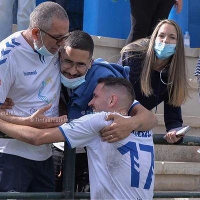 Del tamaraceite hasta la médula 💙🤍 25dejulio2020 💙⚽🔝 @udtamaraceite Si jugaras en el cielo moriría por verte ⚽