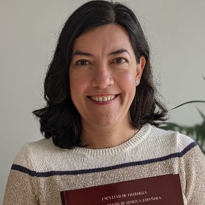 Doctora en Filología Hispánica. Profesora en @InsIsaacAlbeniz. Profesora asociada en @DFE_UAB de @UABBarcelona. Grupo de investigación @Neolcyt