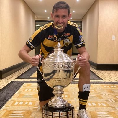 Ing de profesion futbolista sin talento la tecnología me alimenta amor x los colores Dvo Tachira, BocaJrs, FC Barcelona. El papá de Luciano y amor de Jesvelita