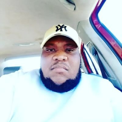 Owner@Bankaz Property Developers Group|Believes in Vision| Revolutionary|Youth activists|Serial Entrepreneur|News junkie|Dream chaser|African politics🎓👓⌚📚💪