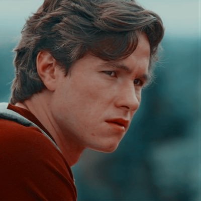 mzchaelronda's profile picture. tá lendo por que? quer me beijar?