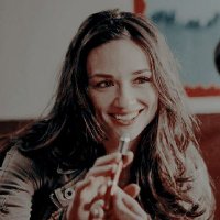  ◟ℳ𝐈𝐑𝐀𝐍𝐀 𝒞𝐇𝐀𝐍𝐓𝐄𝐋𝐋𝐄。 (@shegivesyouhell) 's Twitter Profile