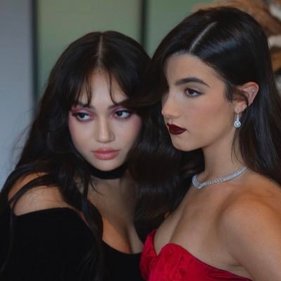 charlixxavani's profile picture. 