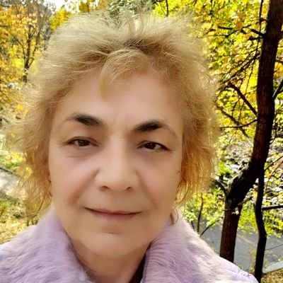 StoianovaTania's profile picture. 