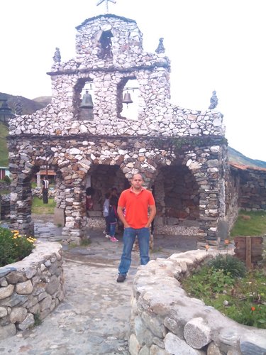 birkot's profile picture. 