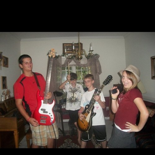 SecondEden1's profile picture. Christian band made up of Isaac Davis, Kari Eskridge, Cameron Williams, Maria Duncan, Luke Beckett, and Rachael Wilson(manager)