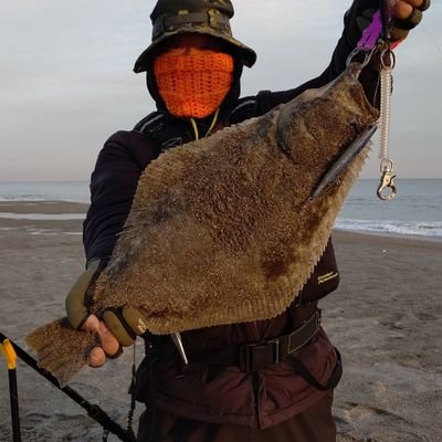 cUnODhqxoAIG4jZ's profile picture. 皆さん初めまして～遠州灘田原サーフで夫婦でヒラメ狙ってます～ サーフ歴5年程になります～それまではずっとバス釣りやってました～後海のエサ釣り 鯉釣り川釣りやりますよ～最近海上釣り堀行き始めました～よろしくお願いいたします～