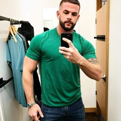 gmicgab22's profile picture. Ask me anything you wanna know about me