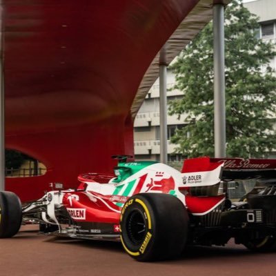 1211_jay's profile picture. 妻子あり 180cm71kg〜78kg。いつの間にかこの垢はスケベ専用垢にw。妻と２台の愛車を乗り分けつつ自己研鑽に励む日々。ボディメイクや健康に興味持ちながら。超ポジティブ思考😄次の車とバイクの事ばかりなスケベ。夢は挑戦の先に！催眠イキにご興味あるなら声掛け願います。催眠術師Jと素敵な現実を53