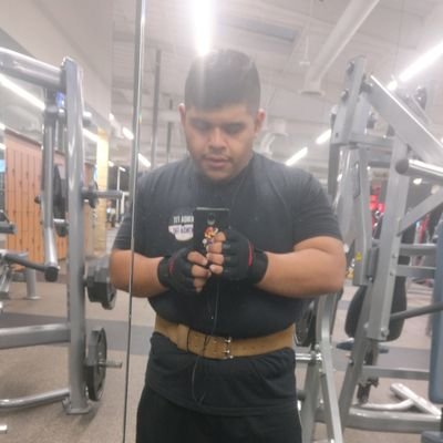 Just a random kid who likes the gym, Valorant, fighting games, World of Warcraft and League of Legends. SBC, and HIVE gang. 🐝