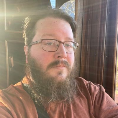 I love Fantasy and Sci-fi. I'm a Reader, reviewer, writer, player. sometimes I stream at https://t.co/Ow9Ataj0Ml. #Critter he/they