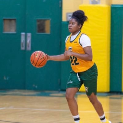 Southern Lab ‘24 | 5’8 Combo Guard 3.5 GPA. Email kayy.ken@gmail.com. I don’t just like basketball I love it !😁| 2022 Division IV State Champion.