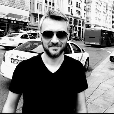 hakanyavuz54's profile picture. 