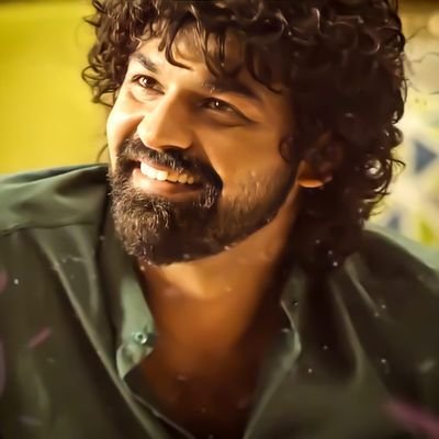 PranavmohanlalB's profile picture. pranavmohanlal PRINCE OF MOLLYWOOD