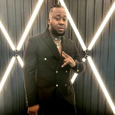 superstar_me_'s profile picture. Best Afro Pop artist. Brand Ambassador to @melbcollections Producer and performing Artist