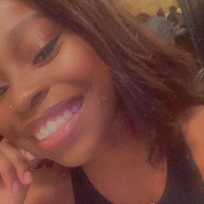 SeunGarber's profile picture. You know I’m no good🦋