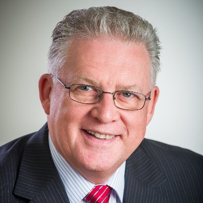 Pierre est le mari de Louise, père, grand-père, un coach en leadership transformationnel et optimisation du potentiel, et vétéran des Forces armées canadiennes