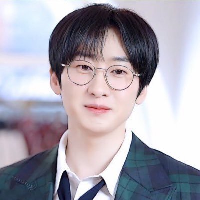 eunhyu99u's profile picture. ෆ 슈퍼주니어 ෆ | 타돌 유입 안 조아해요 ⸝⸝ʚ̴̶̷̆ ̯ʚ̴̶̷̆⸝⸝