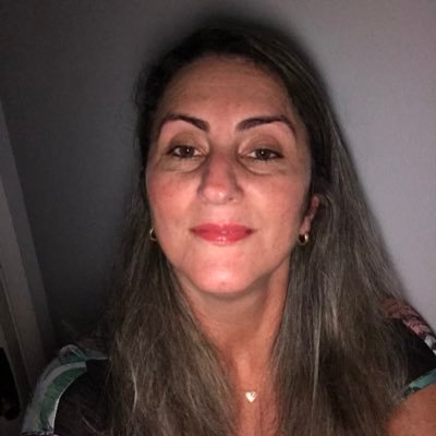PiolEliete's profile picture. Brasileira neta de imigrantes italianos e imigrante na América, mãe do Mateus e Ana Carolina 🇮🇹 🇧🇷 🇺🇸 …