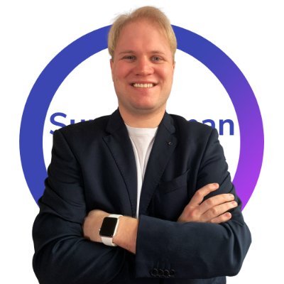 iSlet_mobil's profile picture. Time is a feeling, not a law. 
Your mind slows down when using words. I don't like words. I don't use twitter. It's time consuming.