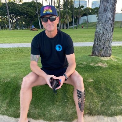 Florida Native 🌴 Run, Sk8 & Travel | USAF Veteran | Co-host of @bourbondeparted