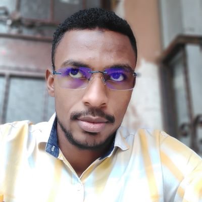 البعد عن من نحب يجعلنا نشتاق إليهم كثيرا