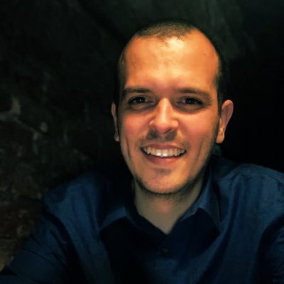 O jornalista ele quer bajulação. (Marcelo Nova/ Raul Seixas)