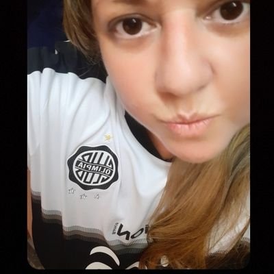 Feliz ♥♡♥ mamá de Amarelly 👩👧 Hincha del club más grande del Py Olimpia!🏳🏴🏳