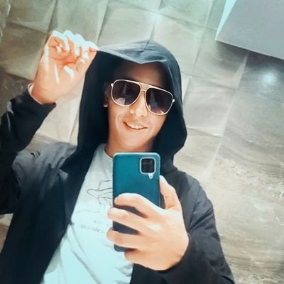 Hossam74789880's profile picture. اللهم حياه بسيطه وقلب خالي من الهموم 🤲❤️
