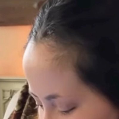 M0dernMorticia's profile picture. Hydration? What’s that?