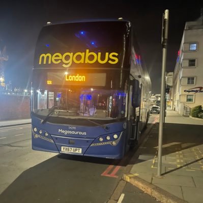 coach driver enjoying my job and also like all things bus and trains all tweets are my own and nothing to do with my employer
