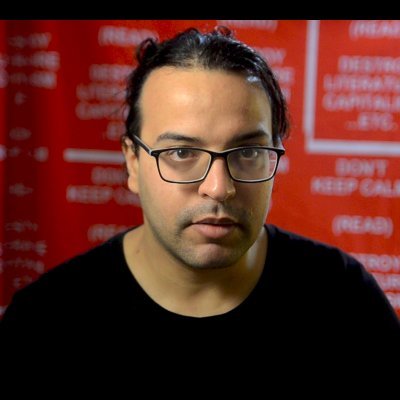 Écrivain - Marche-Frontière (Presses du réel/Al Dante)
Écailleur de valeur à https://t.co/ZOOqx9GNTt