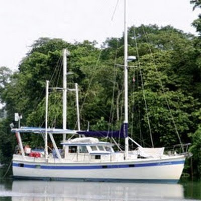 Live on a trawler, #PassagemakerRefit cruising in the Caribbean, love to dive, fan of wood boats,