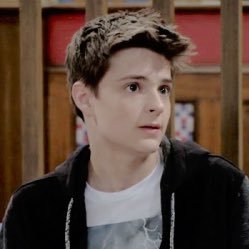 TheCoolNerd21's profile picture. “ Farkle time sir?”