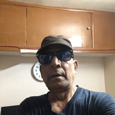 I’m widower 57yr single live in Delhi The woman who is complete can keep me with me I will love and serve her for the rest of my life I’m simple honest man 🙏