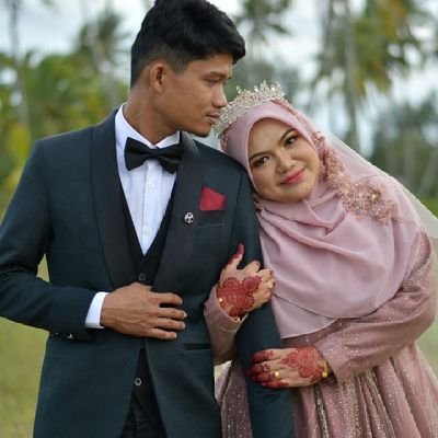 Minimalist • One of a kind
• Haziemi's ❤️
Agent Perfumekita_
https://t.co/CuYYTXWTz2
#sotongsiblings 🐙