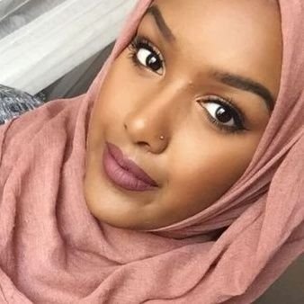 Bissimillah/etudiante en master 2/muslim/Sénégalaise/mariée/
pas de dm