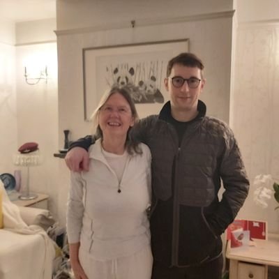 Female EE in UK, mother to sons w MEng. Fervently curious about HPC,chips
+ emerging tech & Techies who build the future. IEEE WiE + Camb + Lon Industry+Cloud