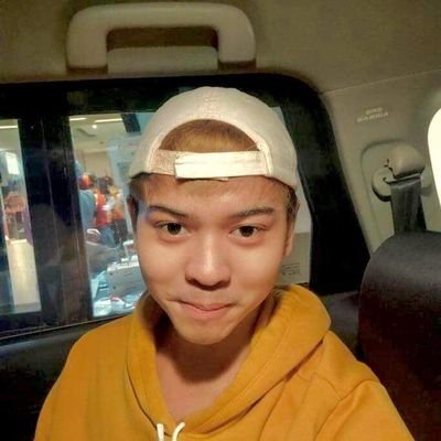 JohnroyBenedic2's profile picture. music is a good friend; dogs too.