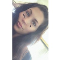 Courtney (@cmott32) 's Twitter Profile