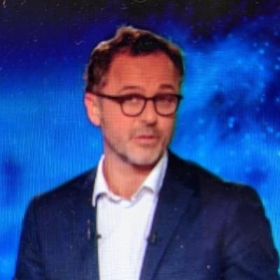 Journaliste, red chef France Info et chroniqueur Franc-Tireur, ancien grand reporter à C dans l’air et à TF1 (Pôle fact-checking)