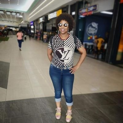 Mash_anel's profile picture. 