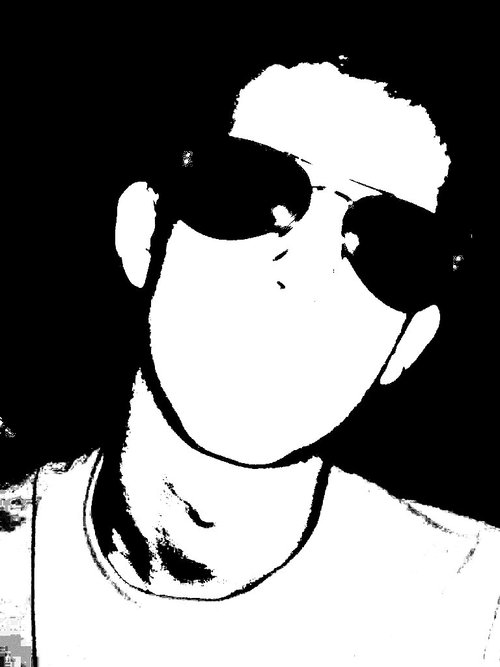 teetom10's profile picture. 