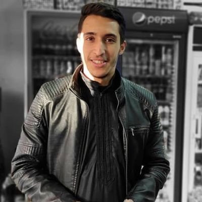 لا تـحاولو إرشـادي إلـى الـطريق الـصواب
لإنـكم لـو كـنتم تـمشون فـيه لـما إلـتقينا
Do not try to guide me to the right path
For if you walk in it we would not