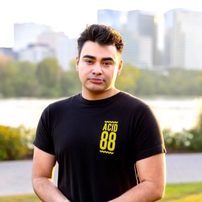 HenryGalindo87's profile picture. DJ • Music Addict 🎵🎶🎼🎧 • Foodie 🍽🌮🥘🍝🍜🍱🥟🍶🥡🥢 Movie Buff 🎥🎭🍿 Wine 🍷 & Coffee Lover ☕️ • Anime & Comic Book Geek 🤓 Gamer 🎮🖥⌨️🕹