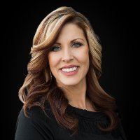 Jessica Ford(@RealtorJessicaF) 's Twitter Profile Photo